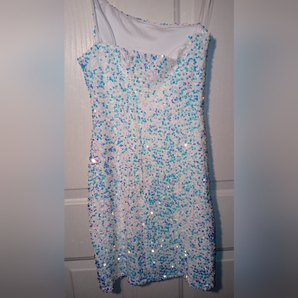 Midnight Doll NWOT white & blue sequin one shoulder dress size XS - Picture 4 of 7